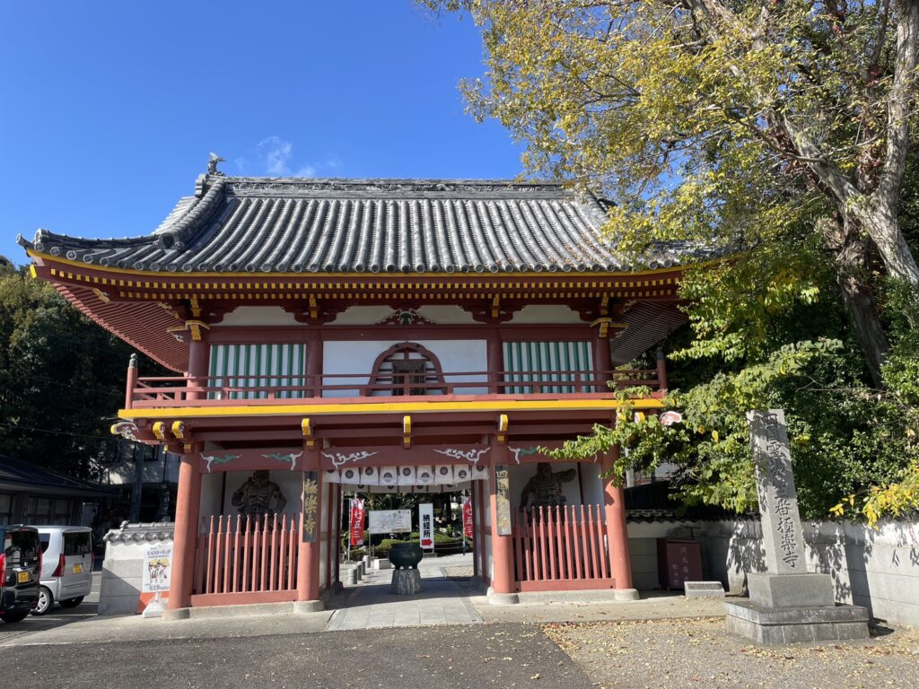 極楽寺の山門